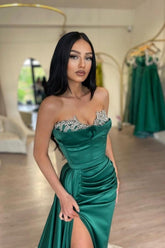 Green Prom Dress Sweetheart A Line Beaded Sleeveless Satin Panel Train Formal Dress With High Slit
